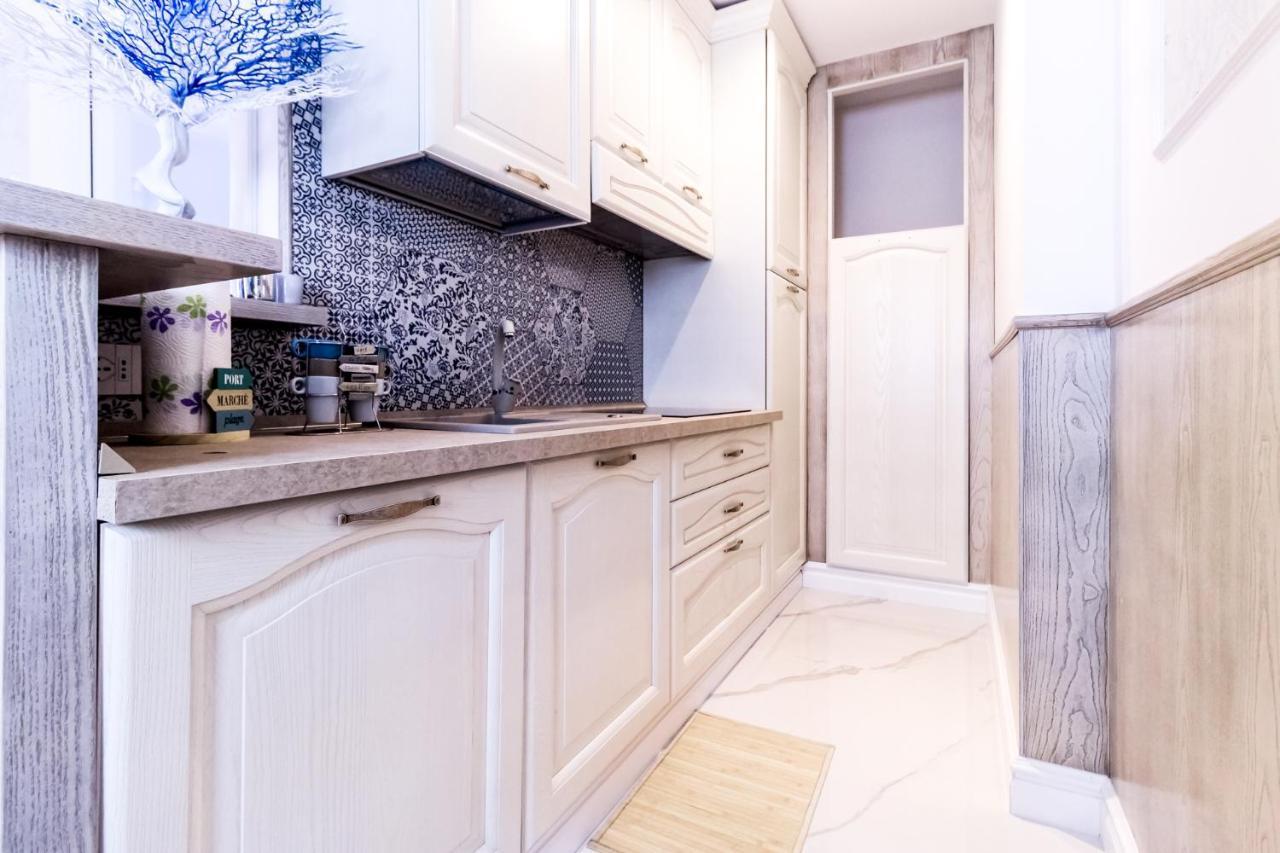 Sovramare Apartment ฟรานคาวิลลา อัลมาเร ภายนอก รูปภาพ