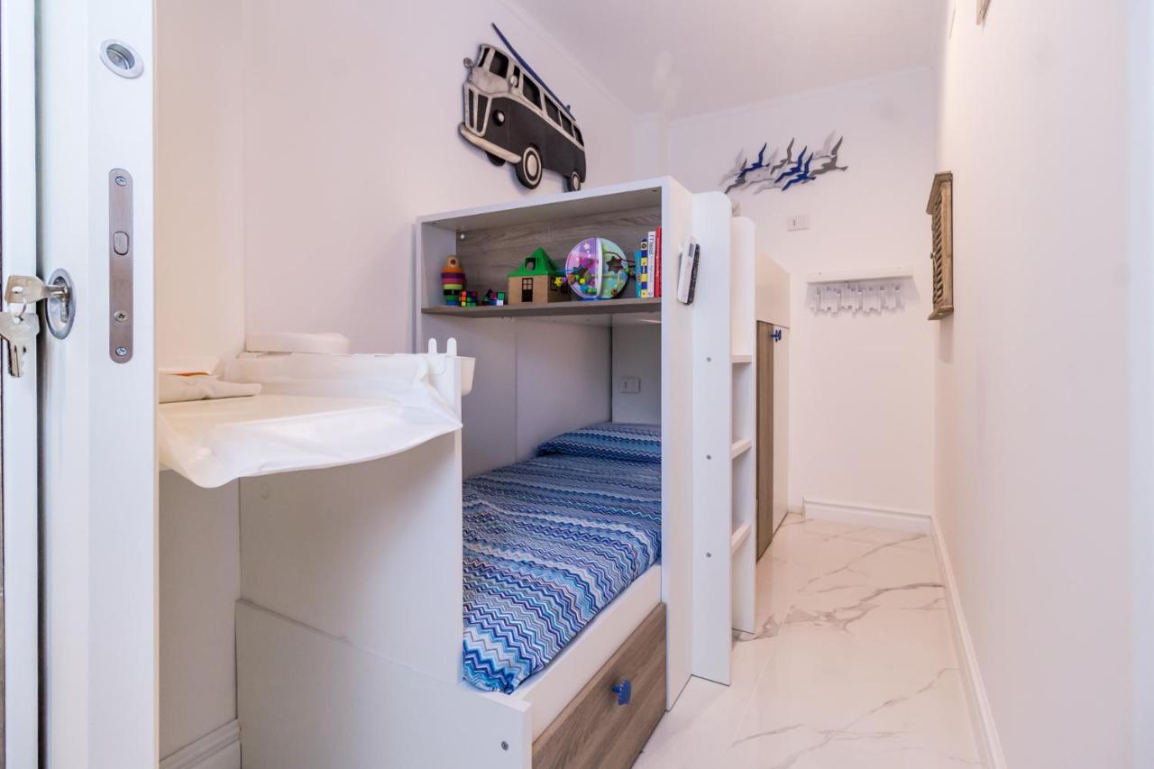 Sovramare Apartment ฟรานคาวิลลา อัลมาเร ภายนอก รูปภาพ